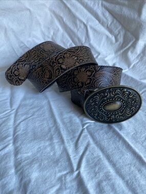 Womens Brown Faux Leather Tooled Western Belt Size L/XL Boho Cowgirl